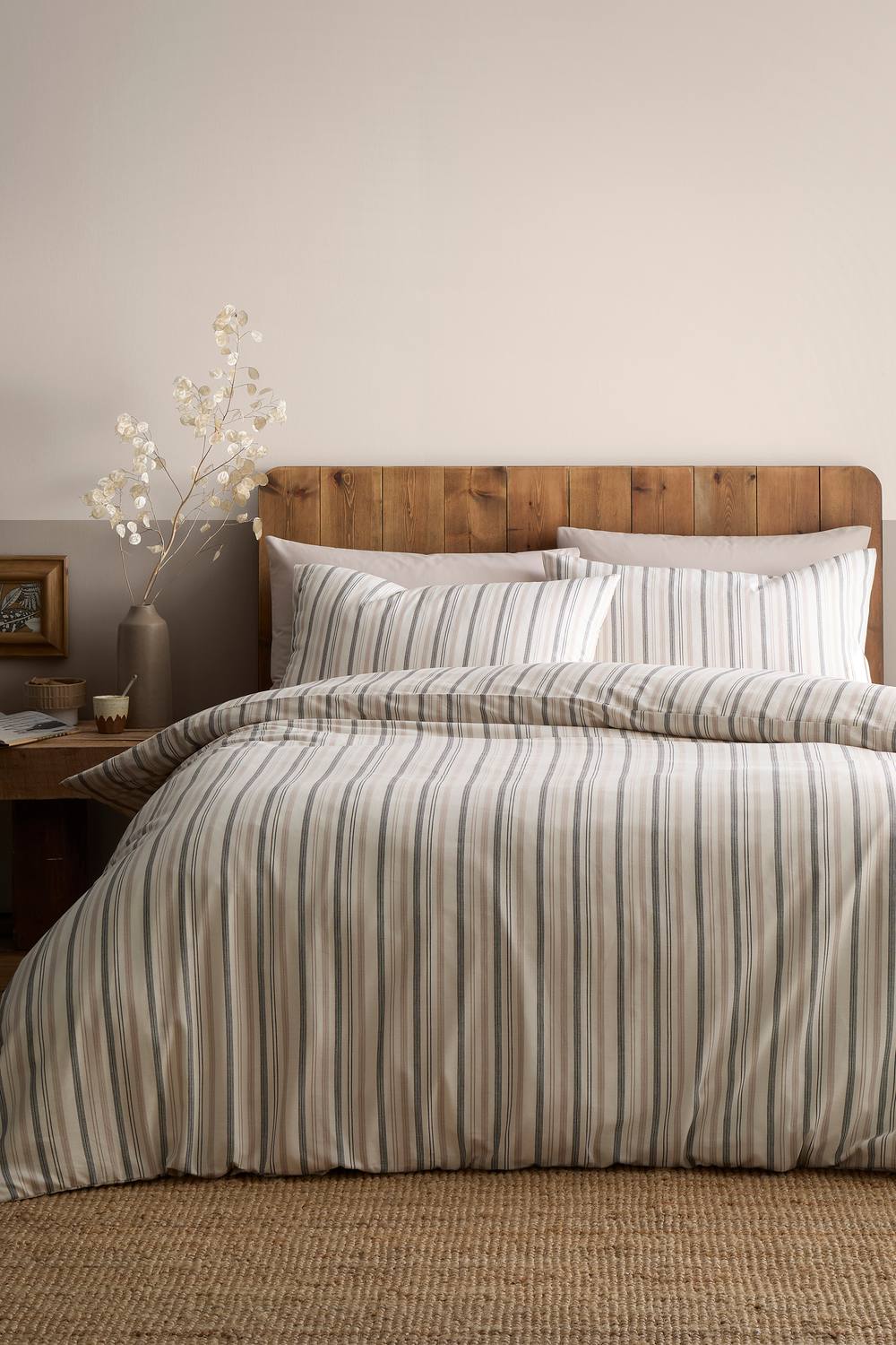 Appletree 'Yarn Dyed Woven Thin Stripe' Woven Duvet Cover Set in Natural