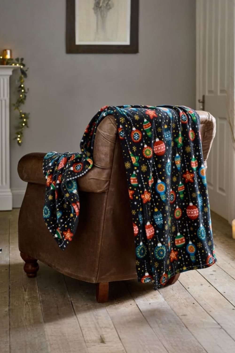 Deyongs Christmas Baubles Fleece Throw - 140 x 180cm Soft Festive Blanket with Colourful Bauble Print in Navy