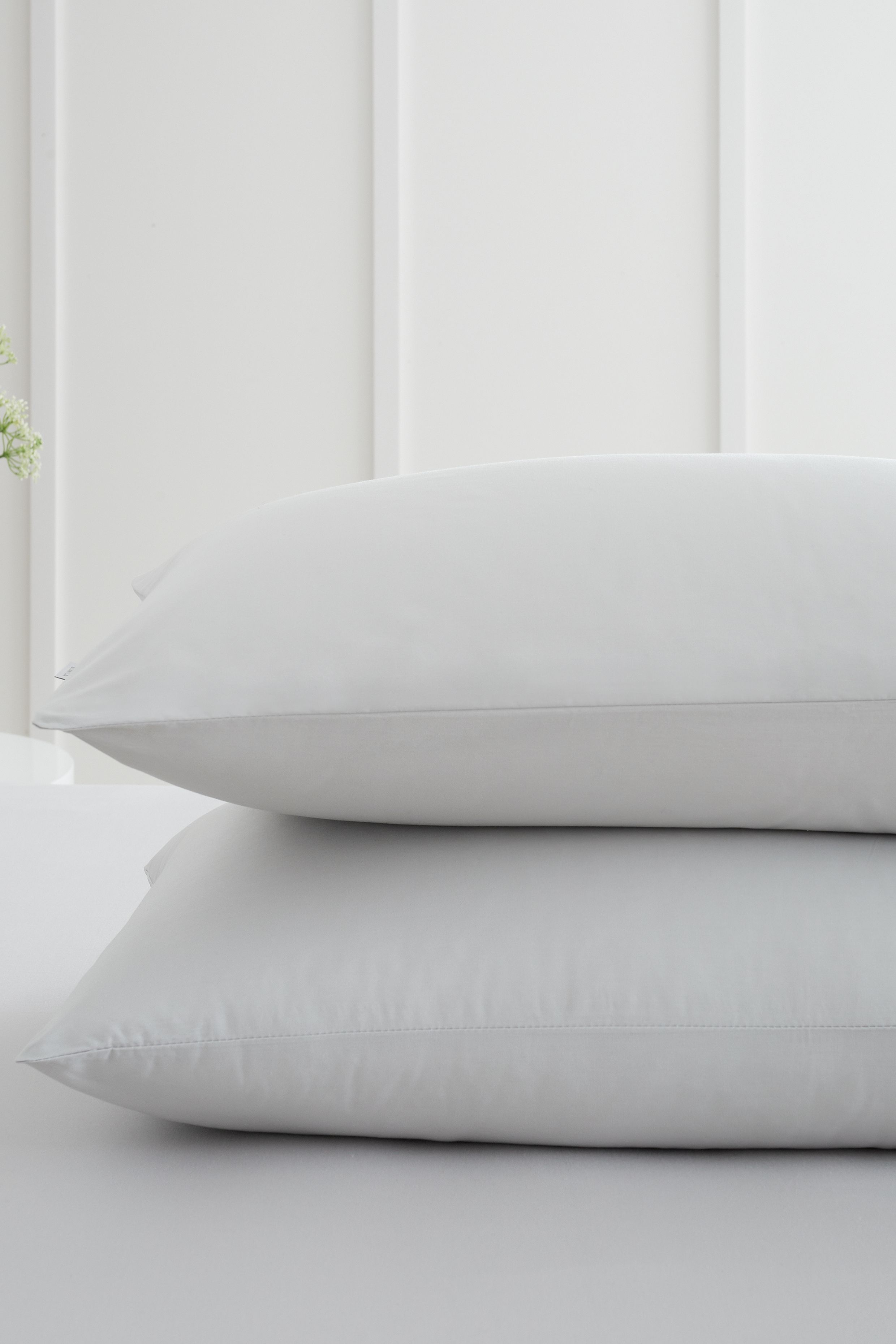 Bianca '200 Thread Count Cotton Percale' Standard Pillowcase Pair in Grey 2