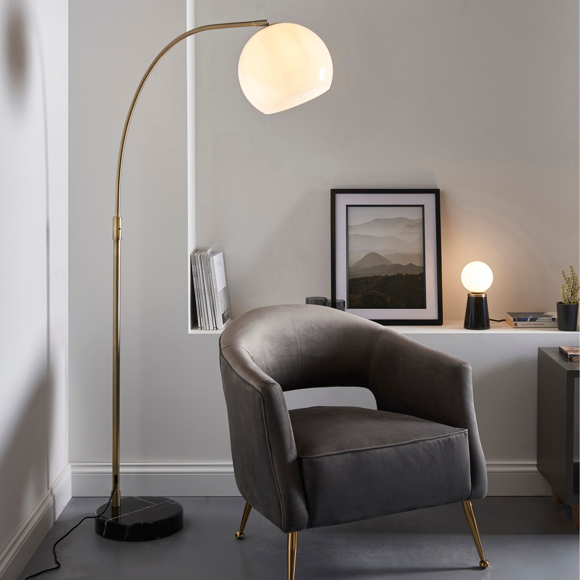 Vogue Hartwell Floor Lamp Antique Brass