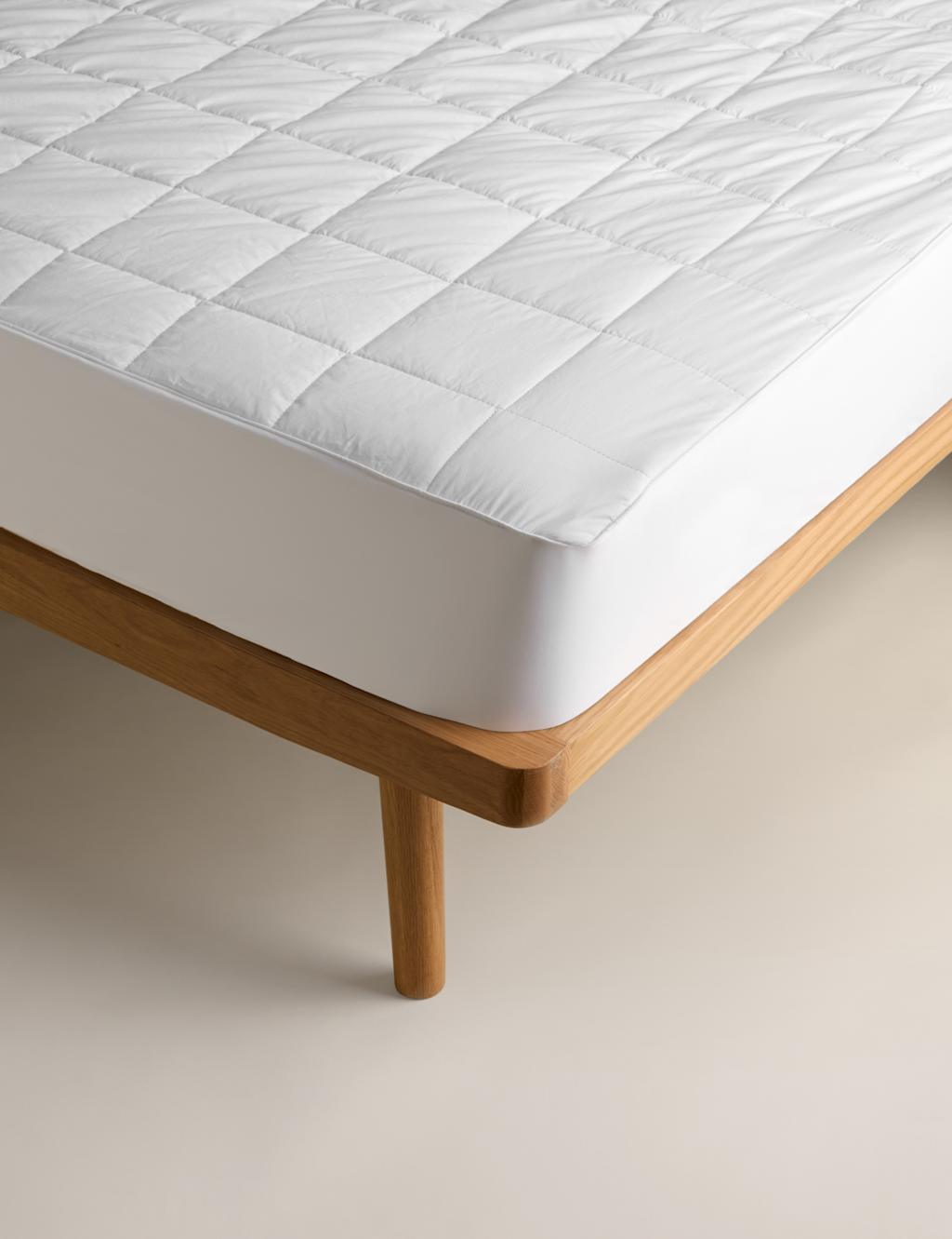 M&S Ultimate Comfort Multi Depth Mattress Protector White