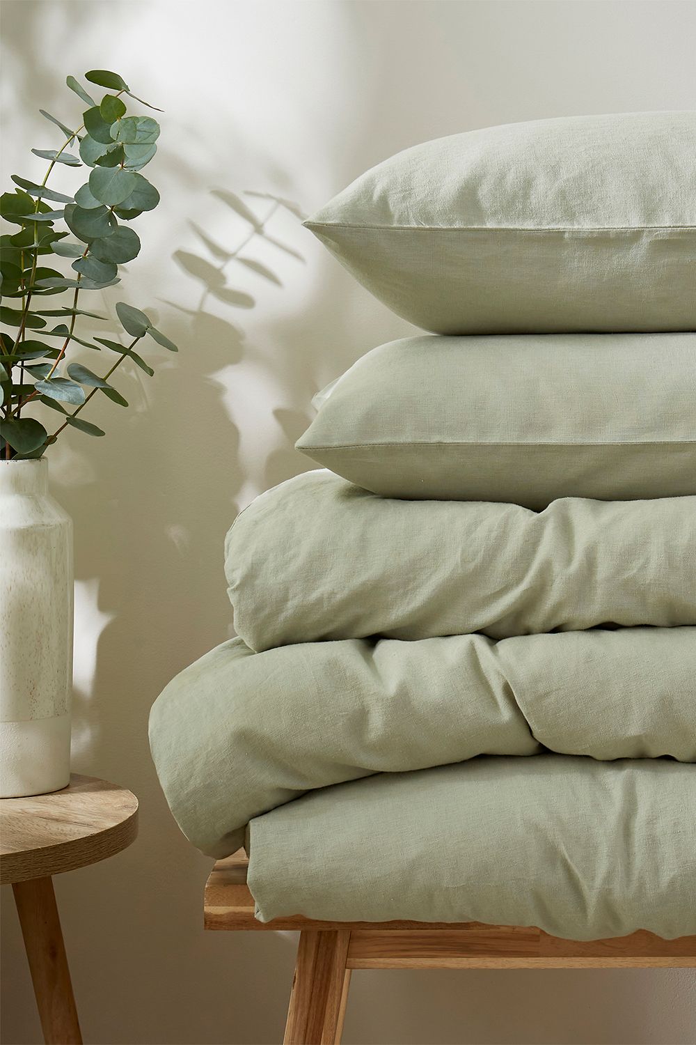 Martex Touch of Linen Duvet Cover Set (Includes 2 Pillowcases 1 For Single) in Pale Green 3