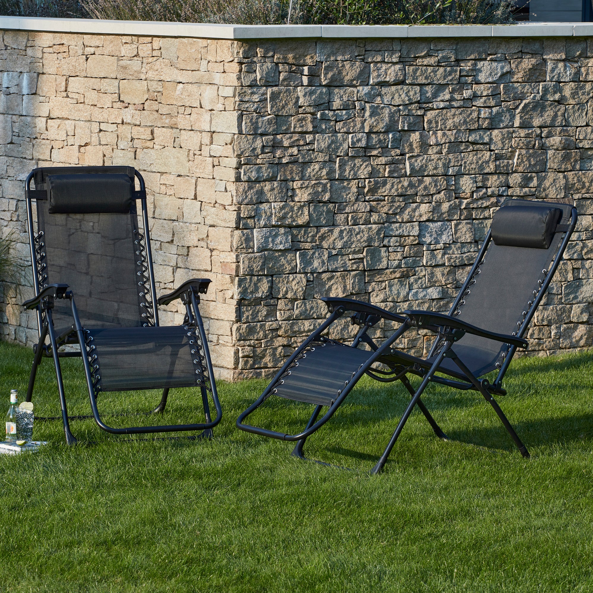 Helsinki Set of 2 Black Zero Gravity Loungers Black
