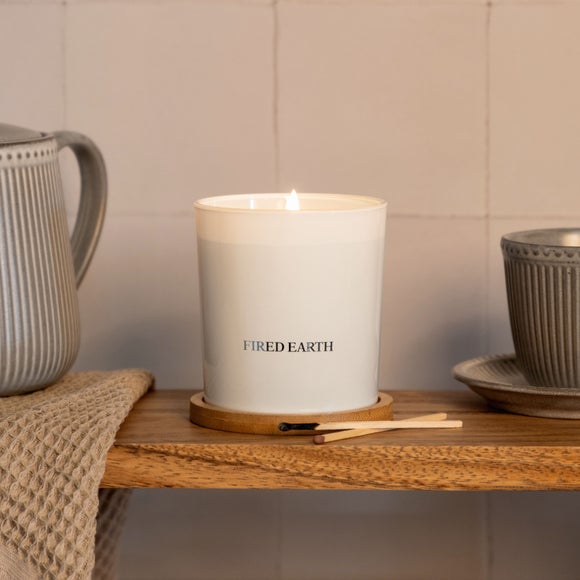 Fired Earth White Tea & Pomegranate Candle