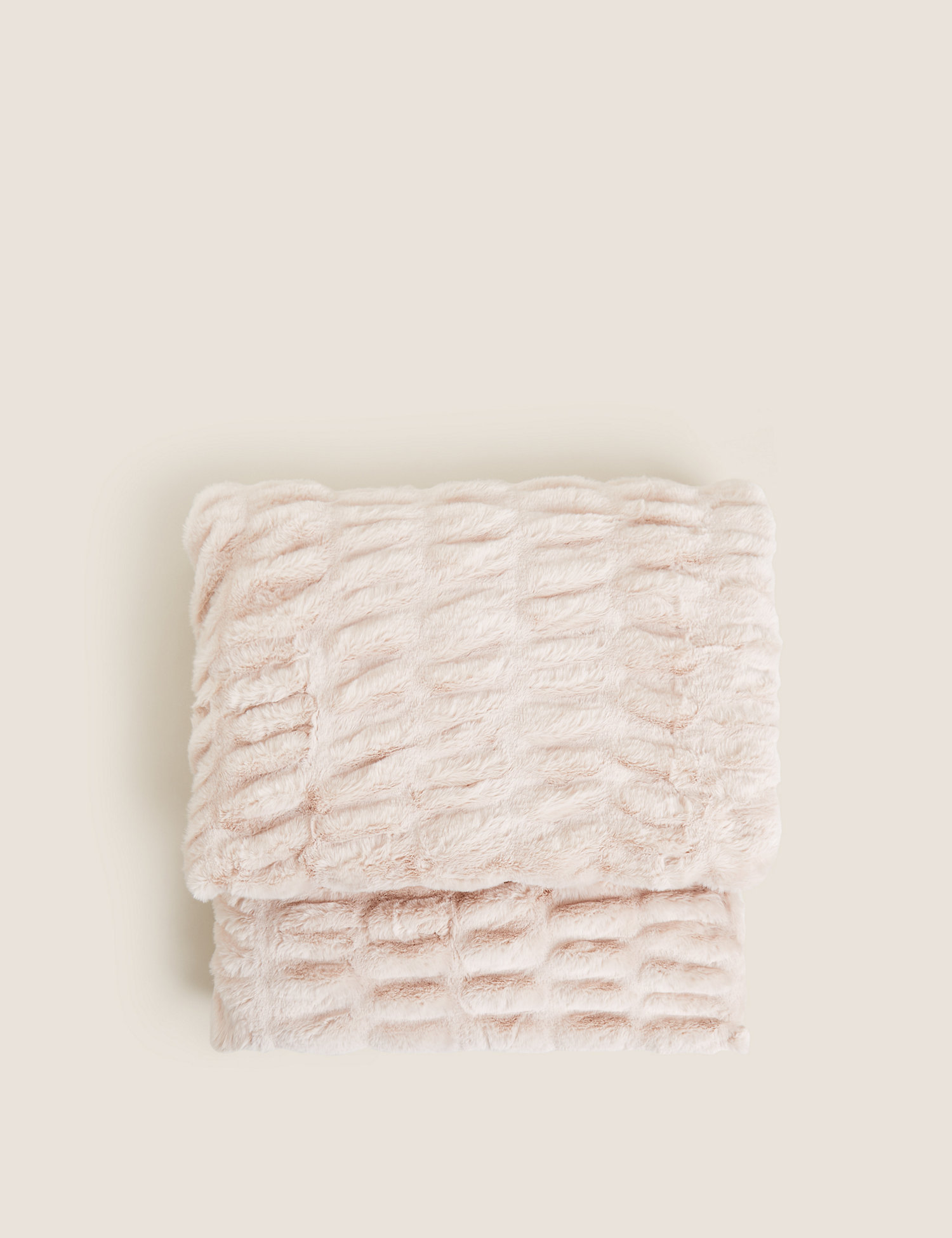 M&S Faux Fur Throw