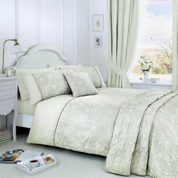Dreams n Drapes Woven Jasmine Duvet Cover and Pillowcase Set