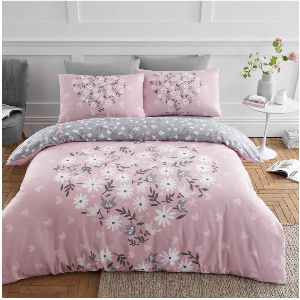 GAVENO CAVAILIA Ditsy Hearts Printed Duvet Cover in Pink