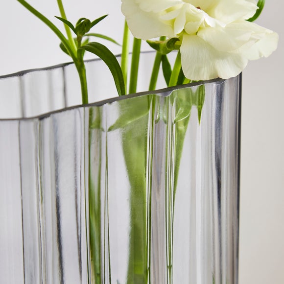 Luxe Ribbed Rectangle Grey Glass Vase 2