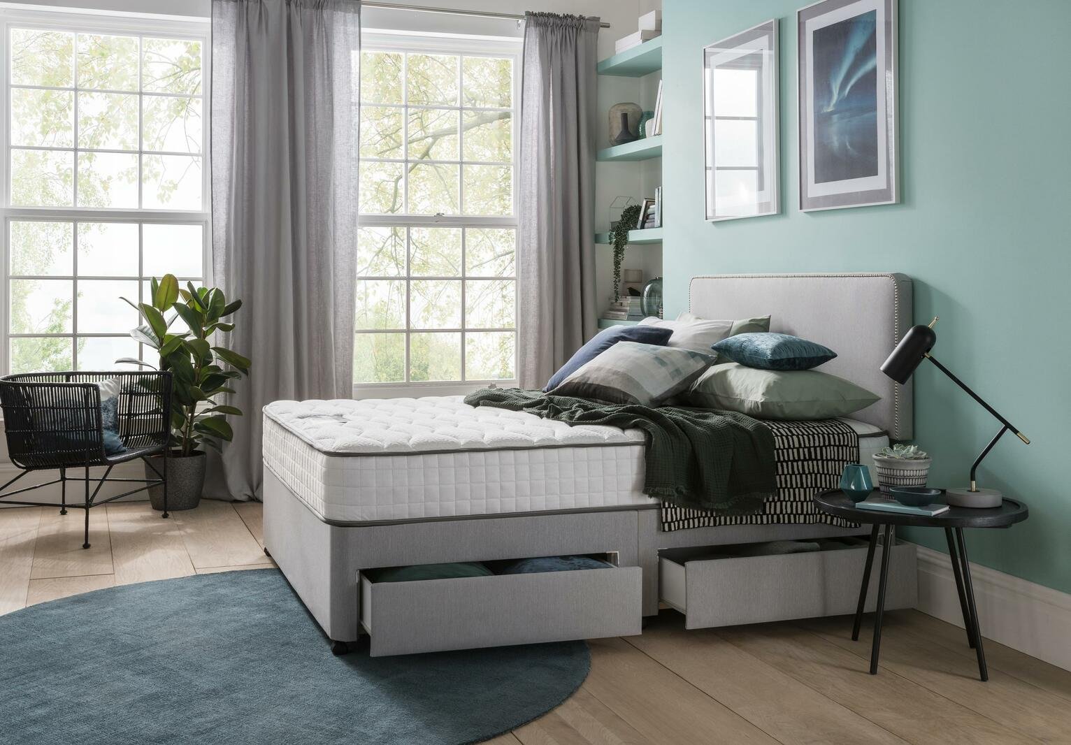 Silentnight Pavia Memory 4 Drawer Grey Divan - Double