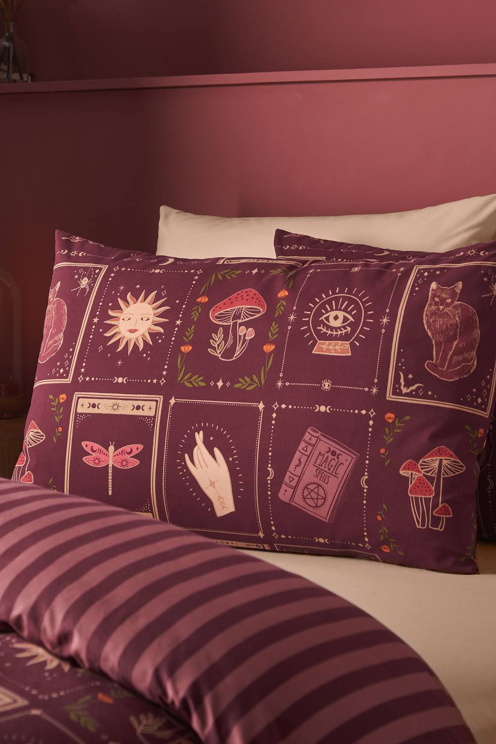 Catherine Lansfield Enchanted Witchcraft Reversible Halloween Duvet Cover Set in Plum 3