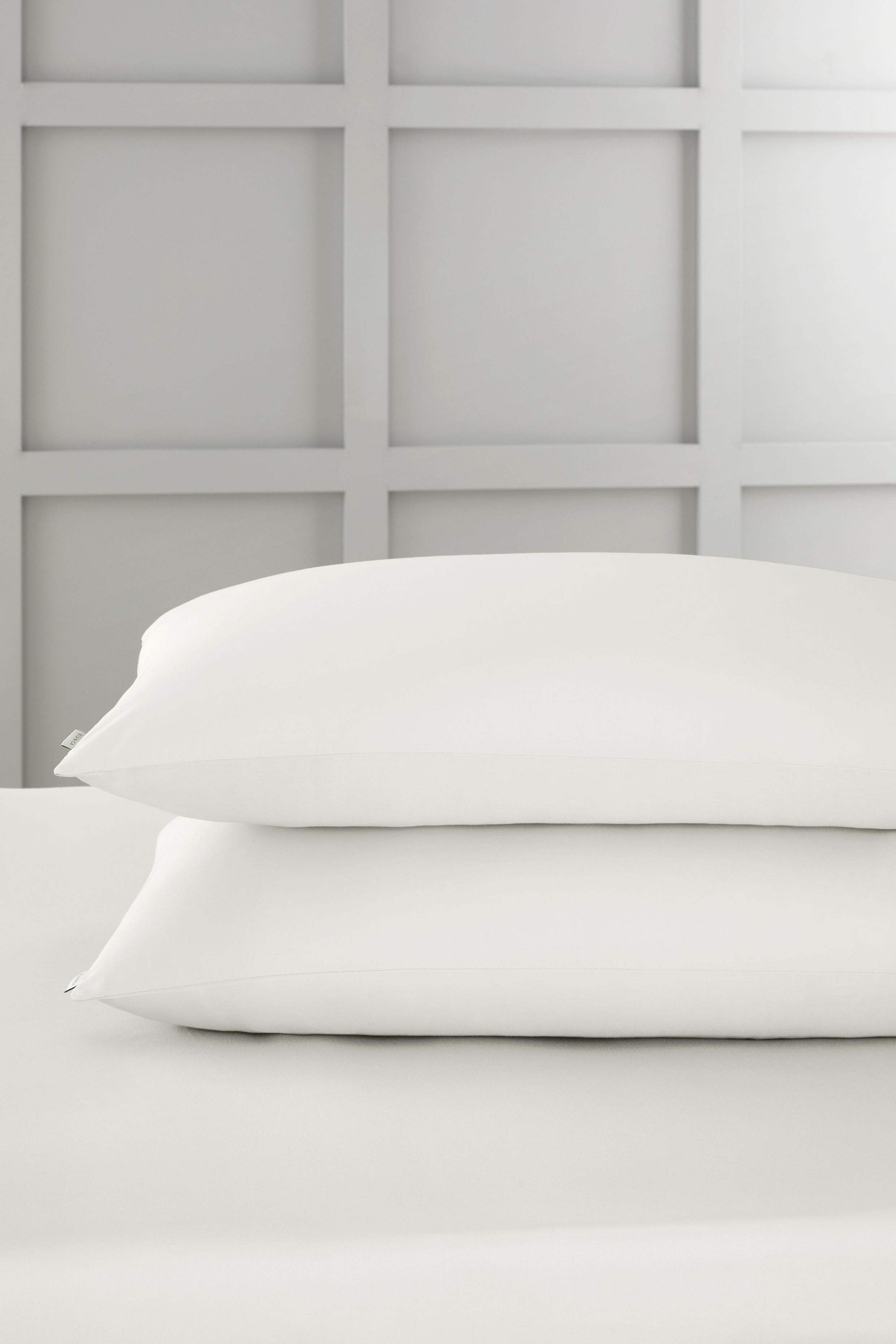 Bianca 400 Thread Count Cotton Sateen Standard Pillowcases in Ivory