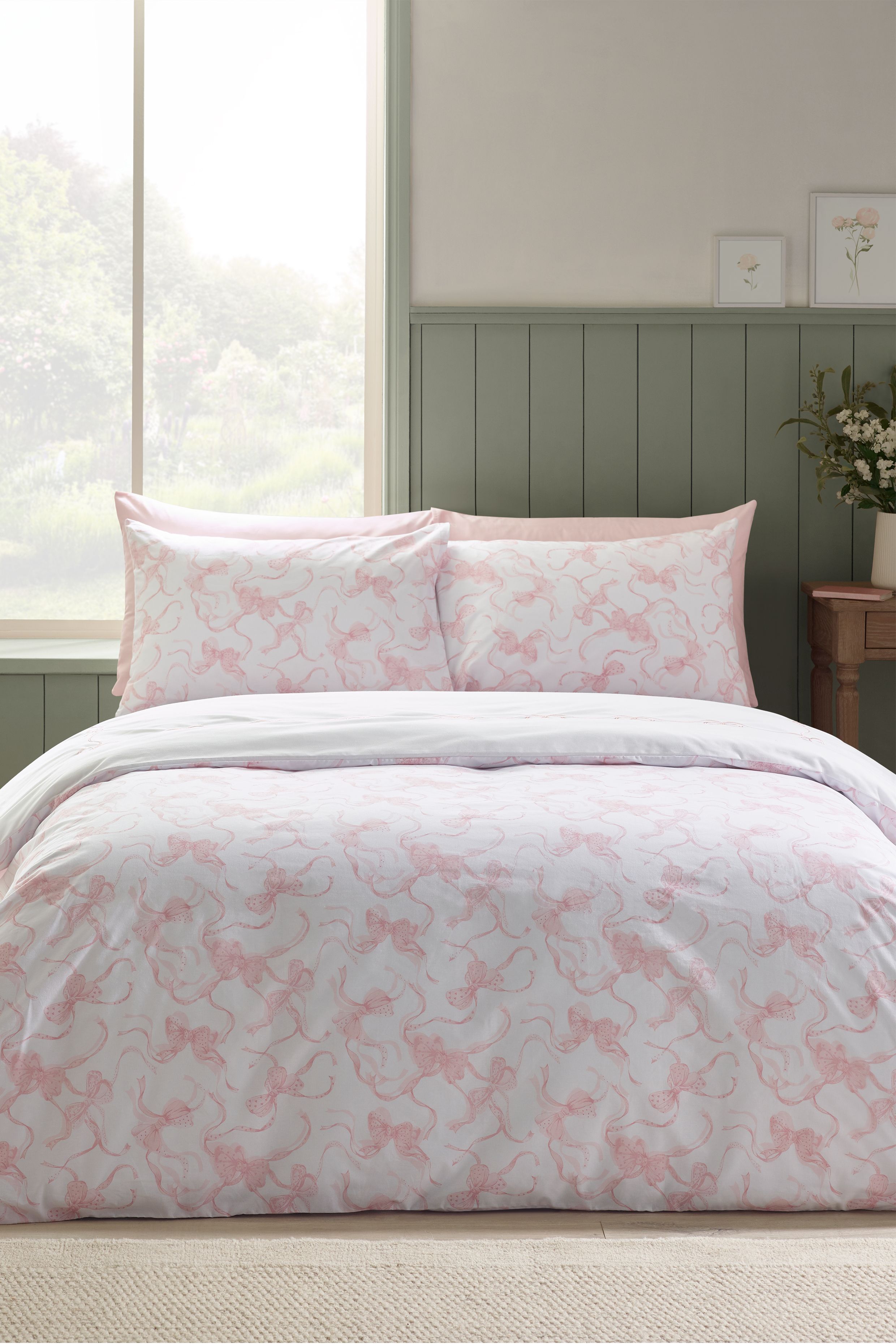 Catherine Lansfield Bow Embroidery Duvet Cover Set in Pink 2