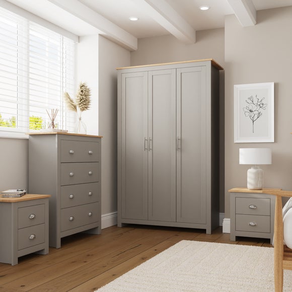 Lancaster 4 Piece Bedroom Furniture Set