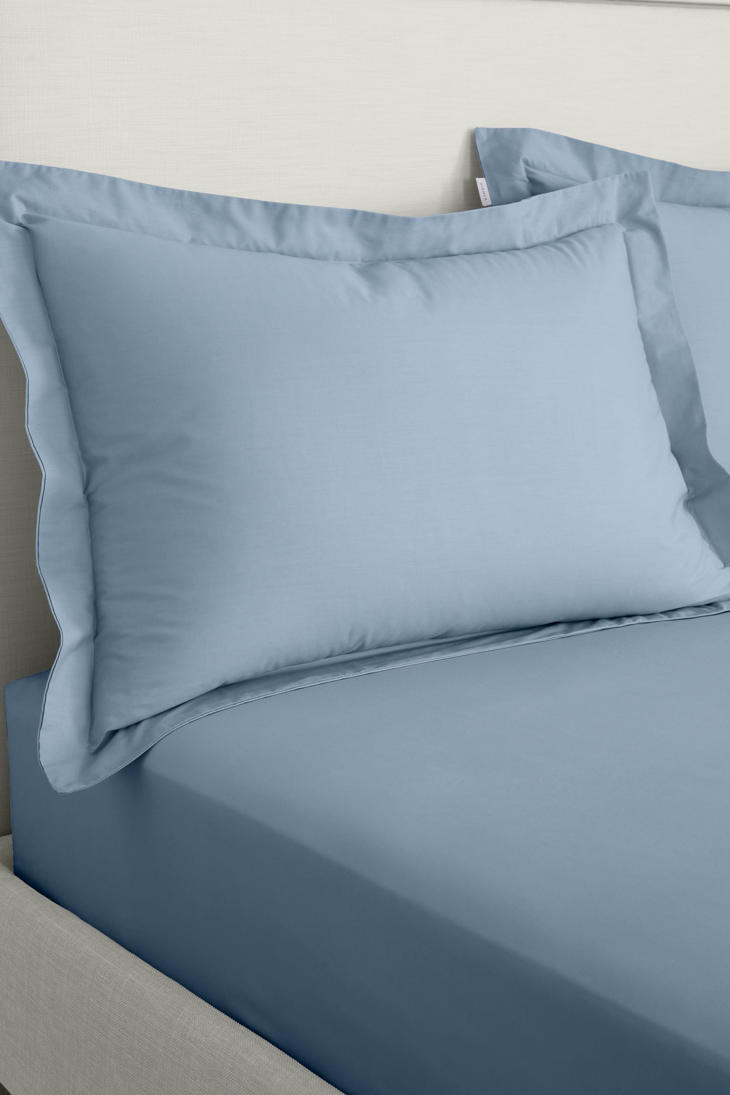 Bianca '200 Thread Count Cotton Percale' Oxford Pillowcases in Blue