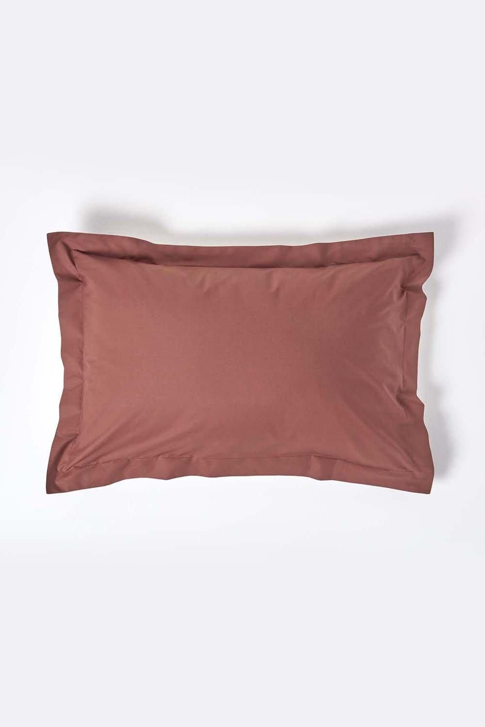 Homescapes Egyptian Cotton Oxford Pillowcase 200 TC, Standard Size in Chocolate