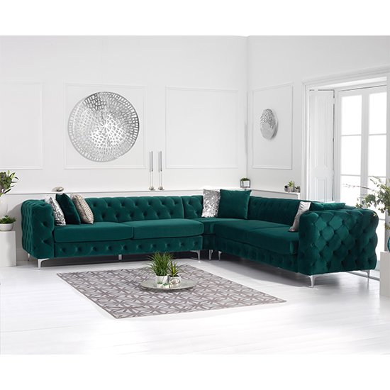 Bruket Velvet Upholstered Corner Sofa In Green