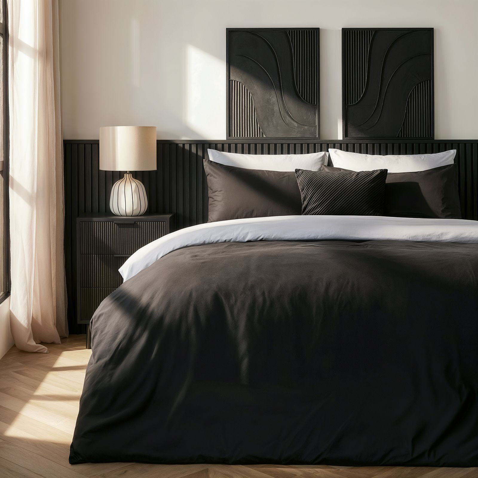 OHS Plain Reversible Duvet Cover With Pillowcase Set in White