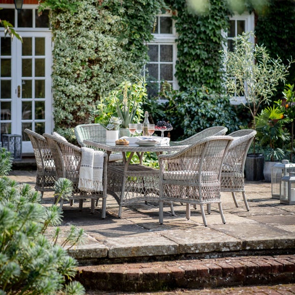 Corte 6 Seater Oval Dining Set