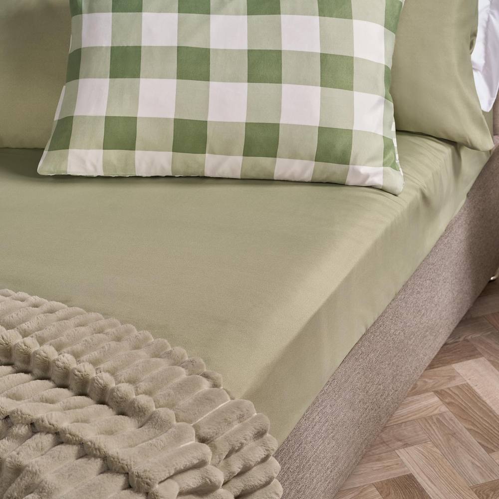OHS Ultra Soft Microfibre Plain Fitted Bed Sheet in Pale Green | Size: Single