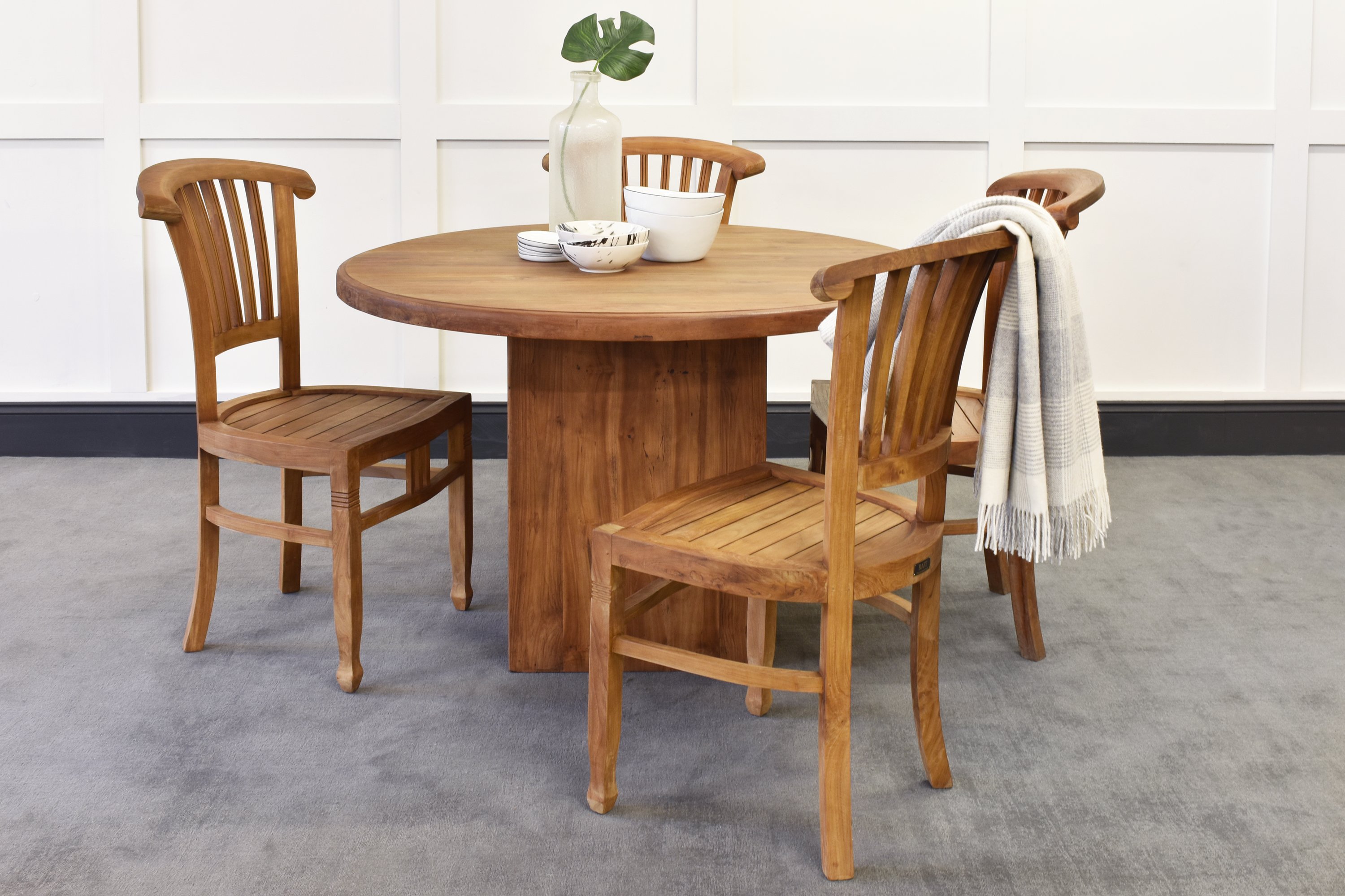 Megan Round Dining Table & Langley Chairs Bundle