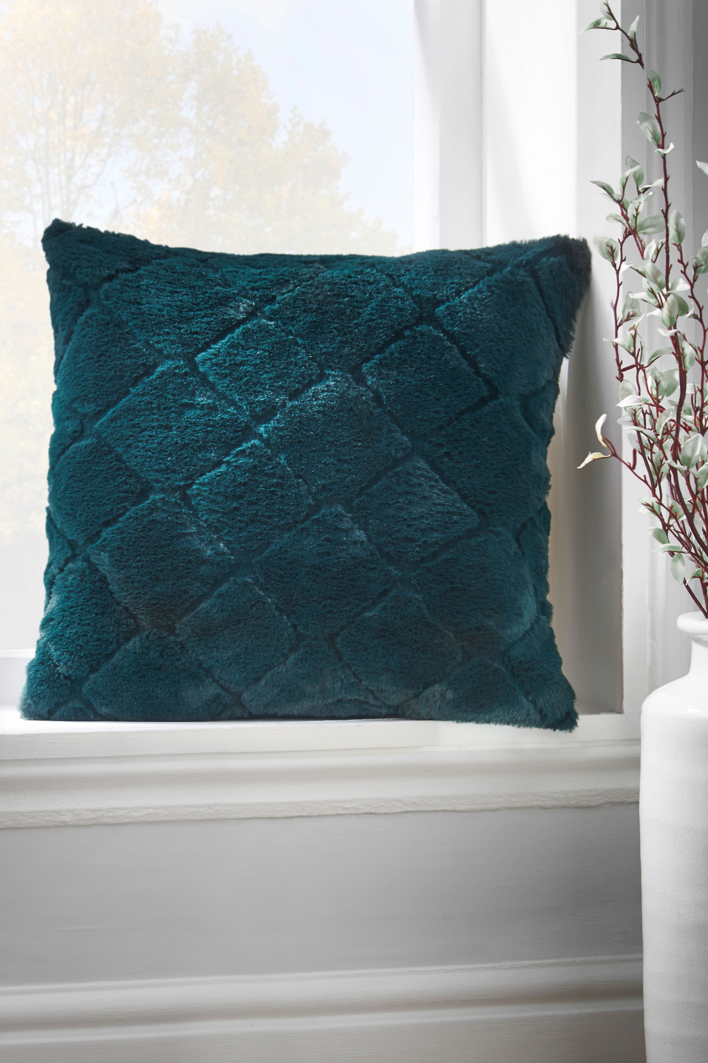 Catherine Lansfield 'Cosy Diamond' Cushion in Green