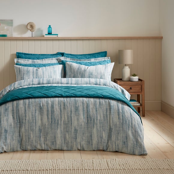 Castleton Quilted Runner