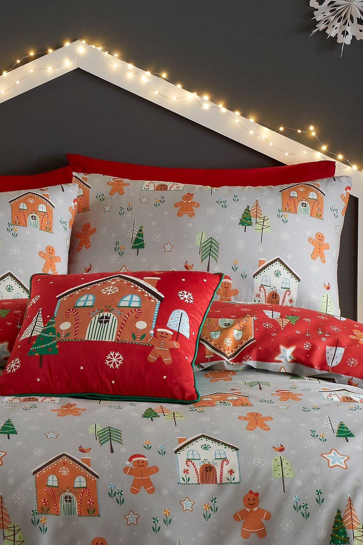 Fusion 'Gingerbread Man' Velvet Filled Cushion 3