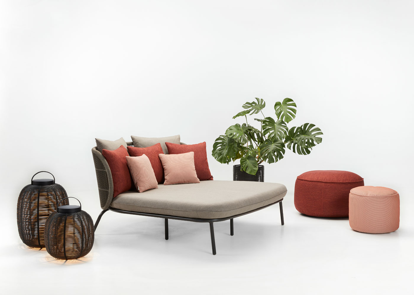 Vincent Sheppard Kodo Outdoor Day Bed Almond