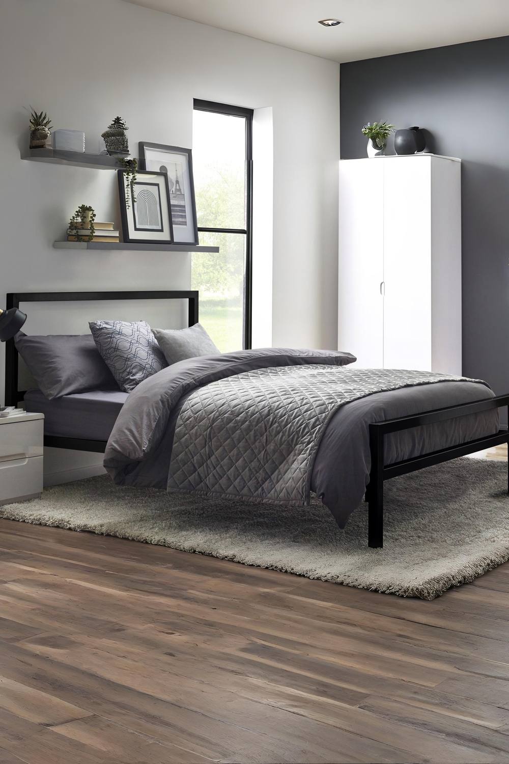 Julian Bowen Soto Metal Bed in Black