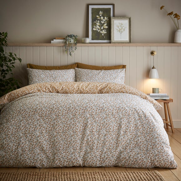 Winnie Ditsy 100% Cotton Duvet Cover & Pillowcase Set