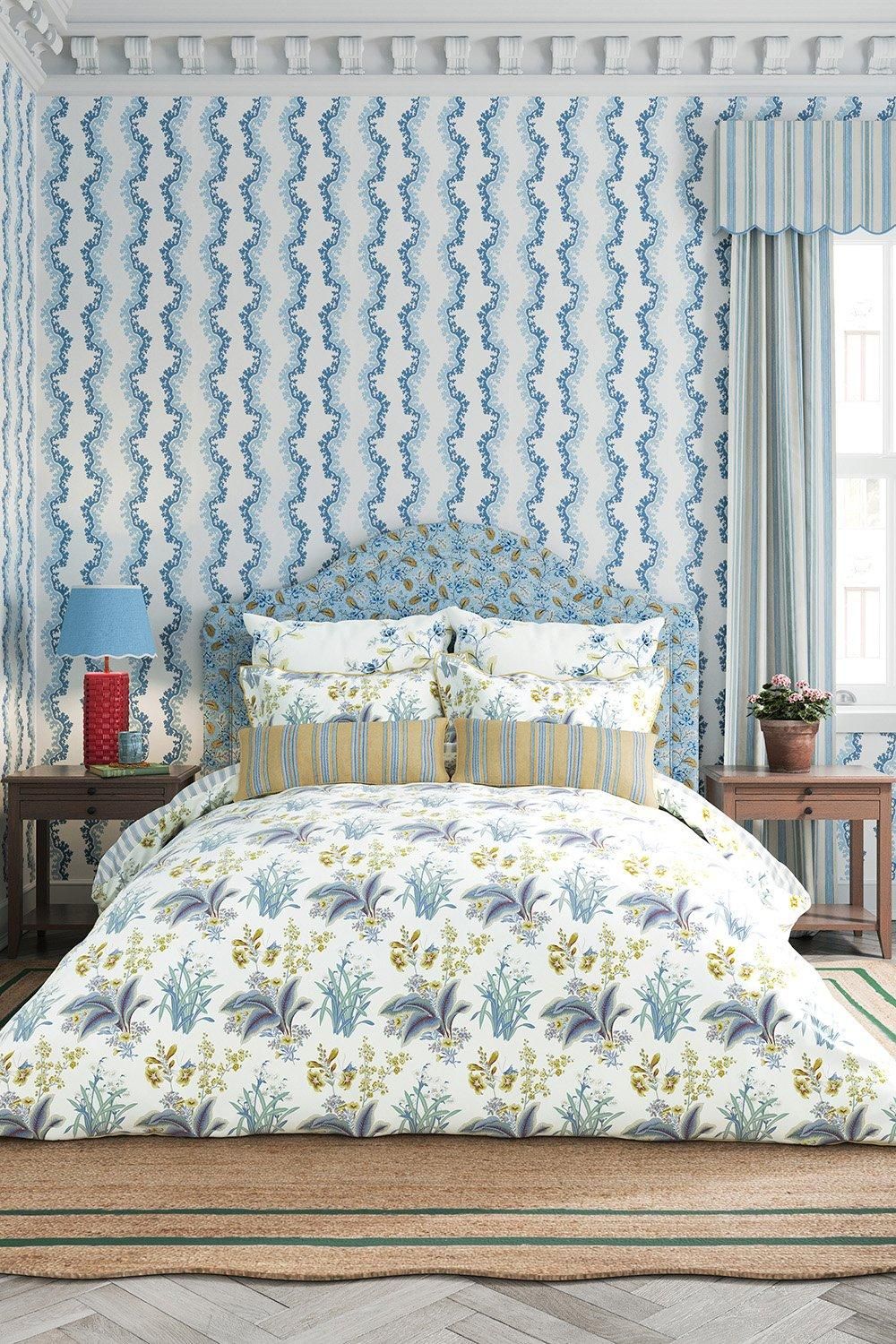 Sanderson 'Enys Garden' Cotton Sateen Duvet Cover Set in Indigo