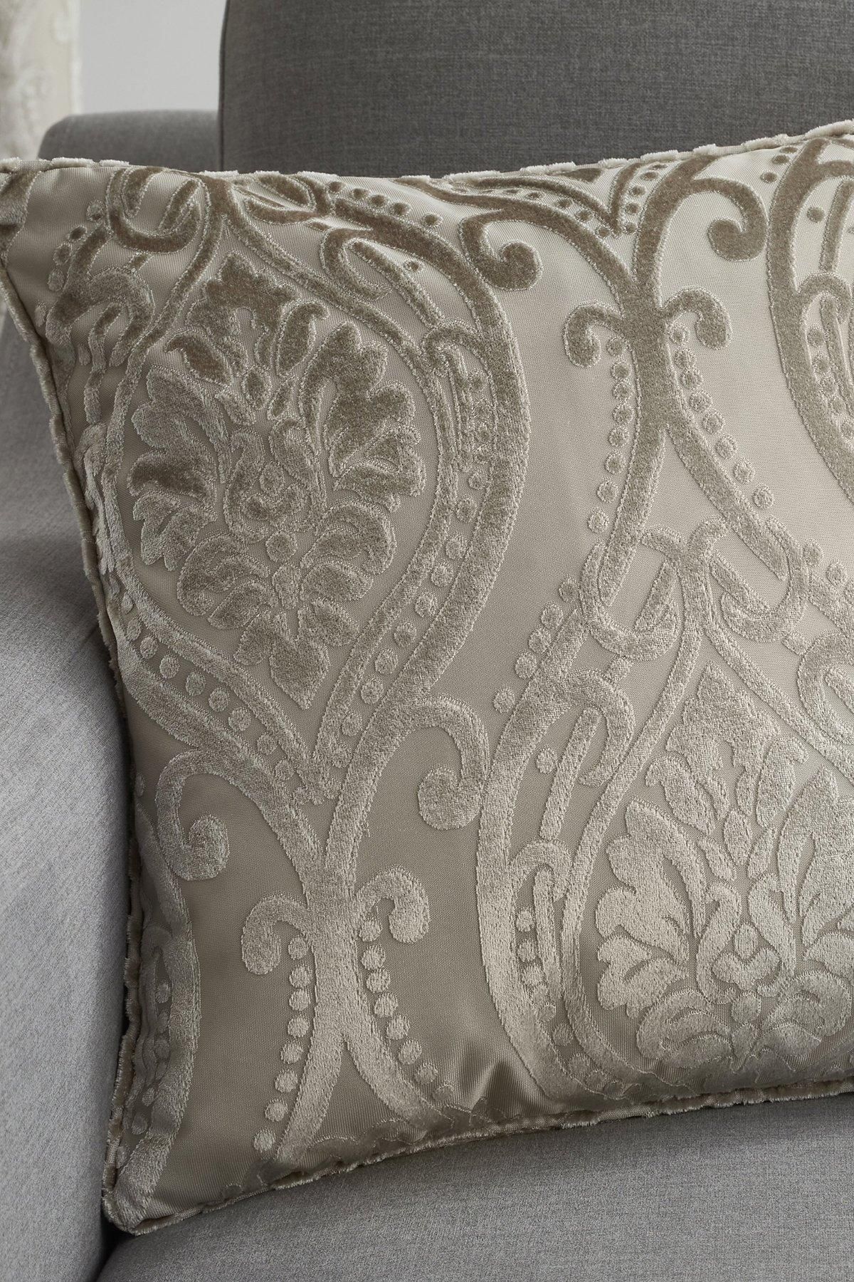 Curtina 'Chateau' Jacquard Filled Cushion in Natural