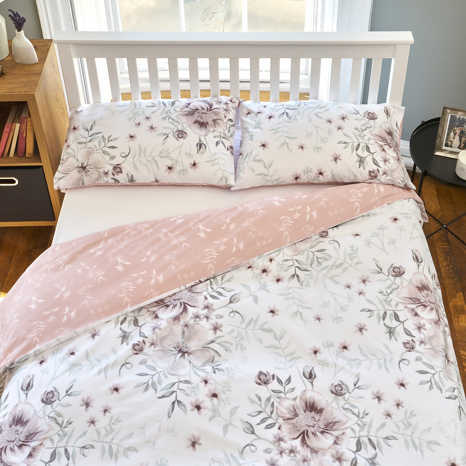 The Willow Manor Easy Care Percale King Duvet Set Peony Posy - Blush & Green