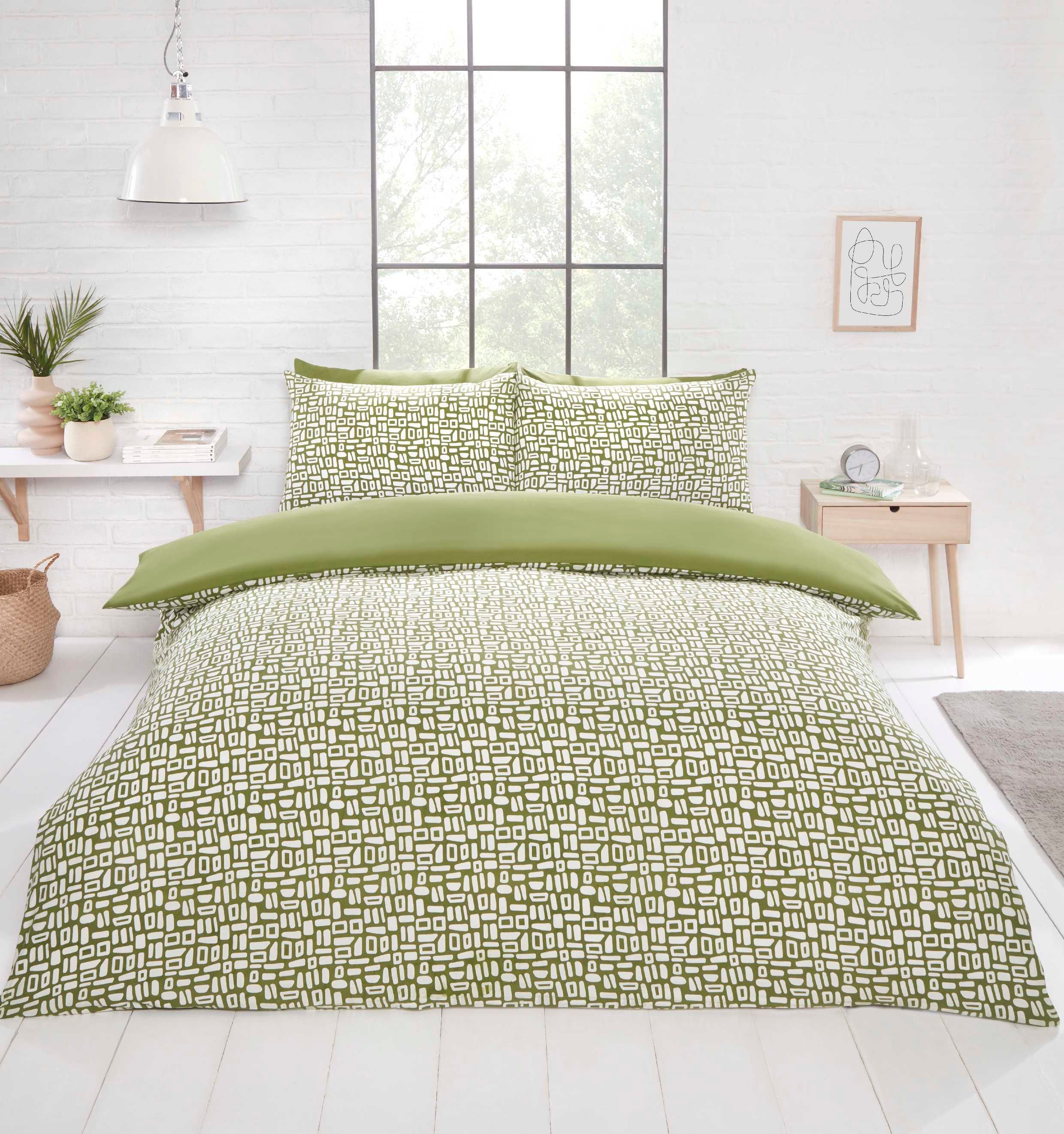 Rapport Home Pebbles Polyester Duvet Cover Set with Pillowcase in Green