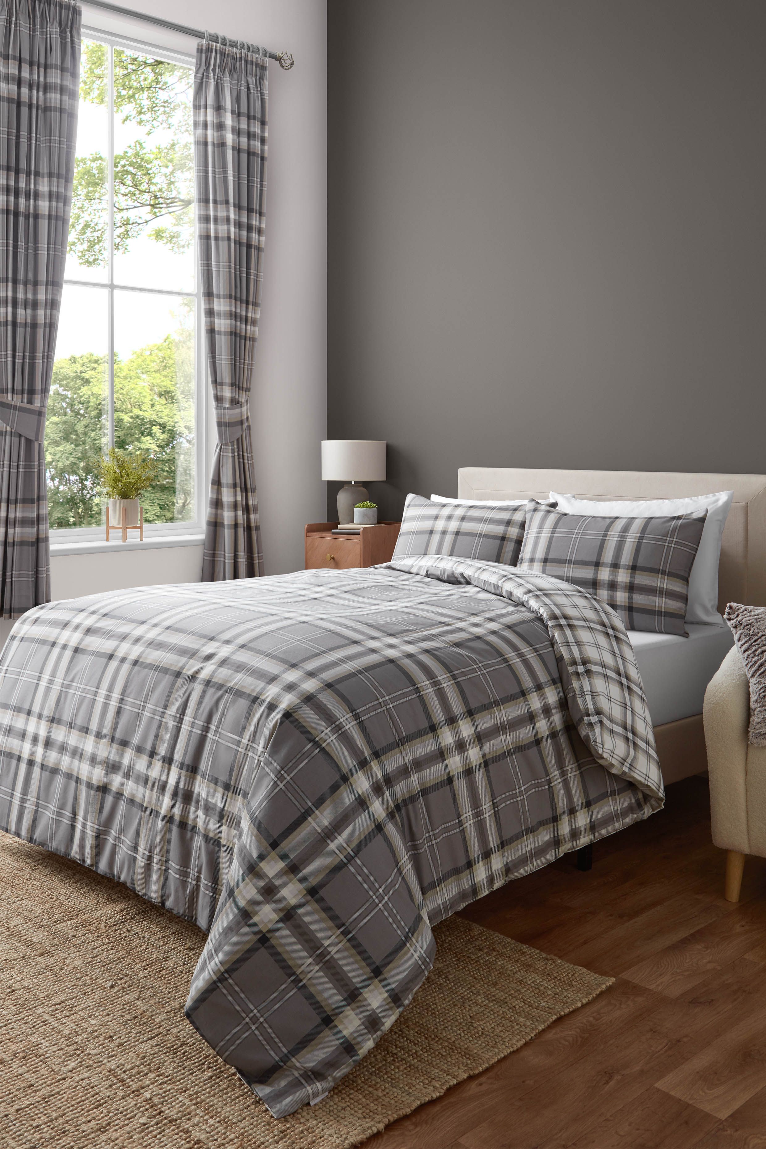 Catherine Lansfield 'Kelso Check' Reversible Duvet Cover Set in Grey