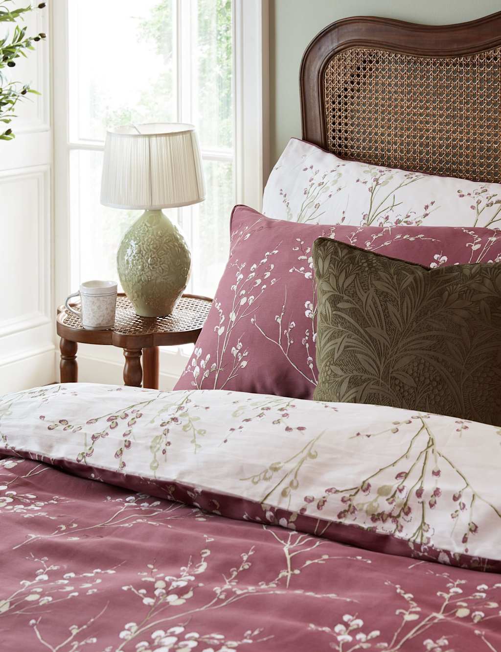 Laura Ashley 2 Pack Pure Cotton Sateen Pussy Willow Pillowcases Purple Mix