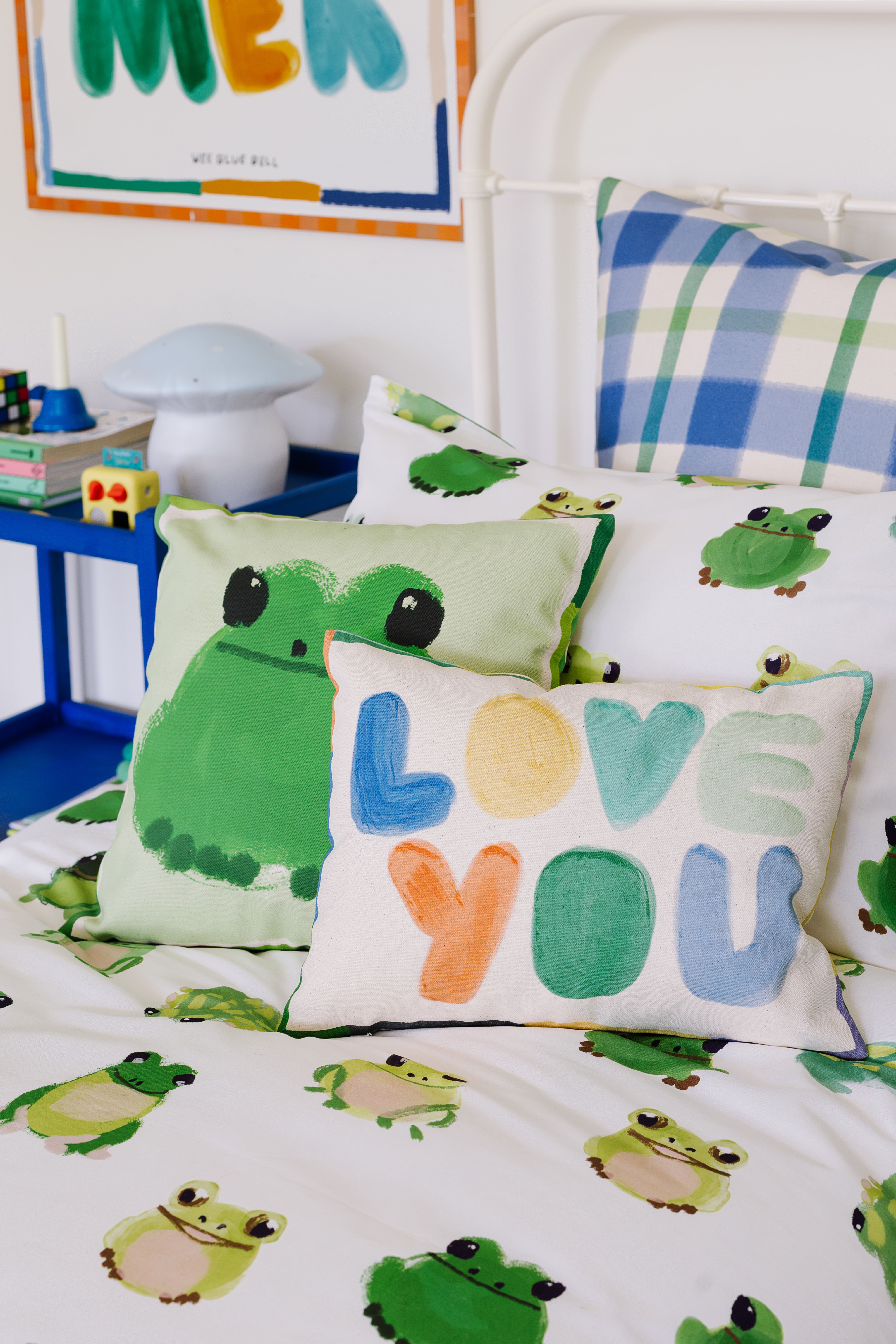 Wee Blue Bell 'Ribbit ' Duvet Cover Set in Green