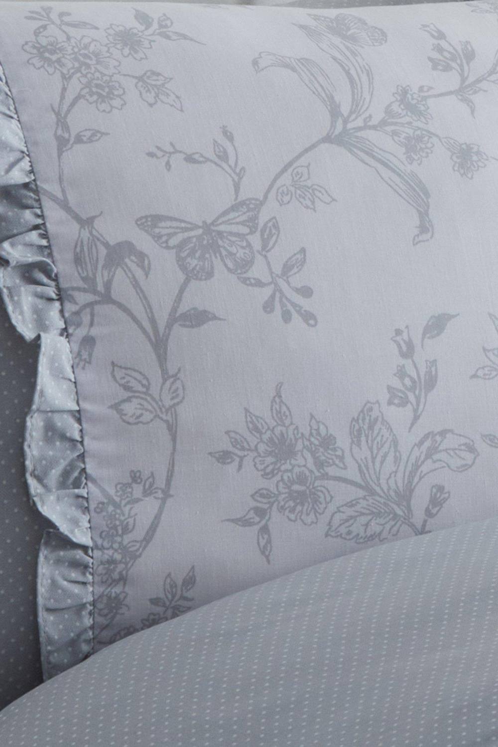 Dreams & Drapes 'Kristen' Frill Detail Duvet Cover Set in Grey 3