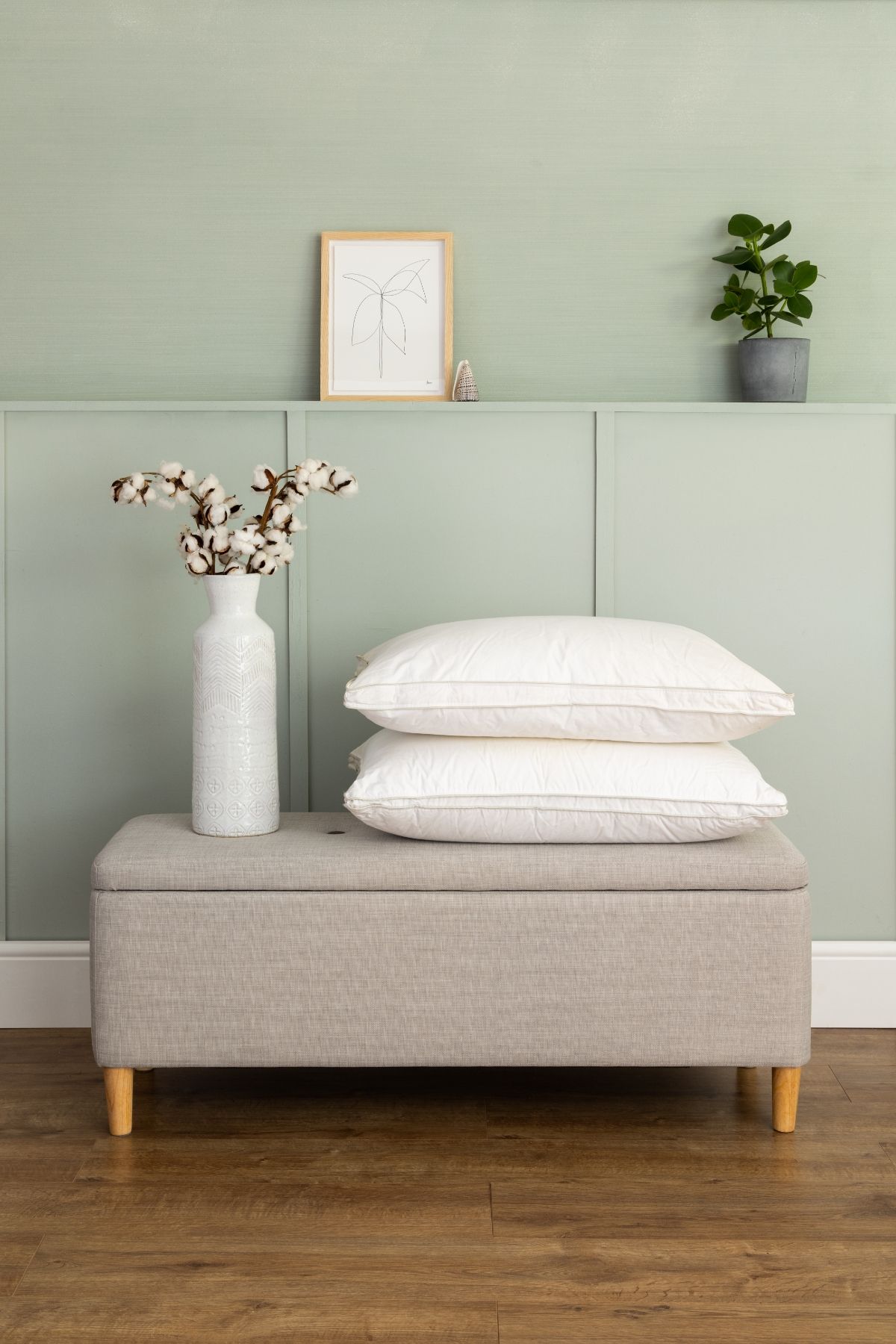 Soak&Sleep Hungarian Goose Down Standard Pillow - Medium/Firm in White