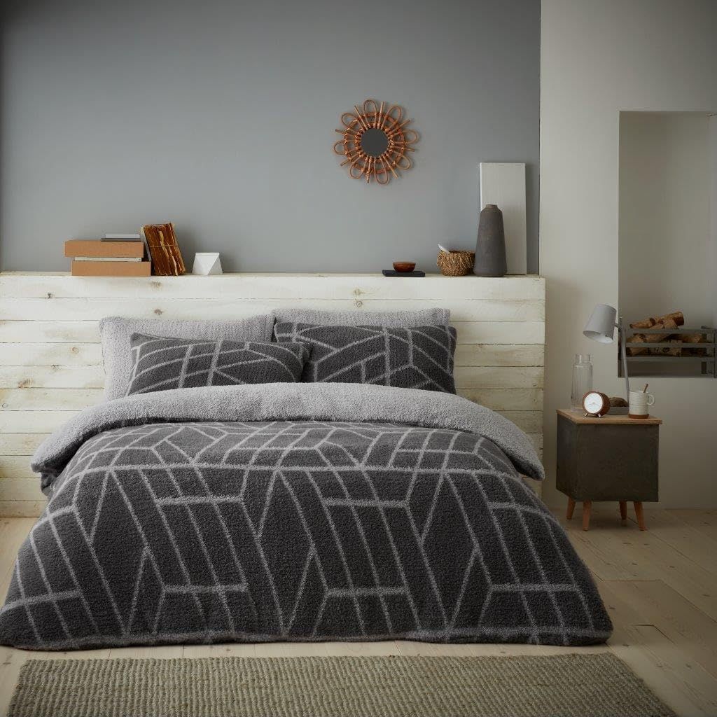 GAVENO CAVAILIA Ely Geo Printed Duvet Cover in Charcoal