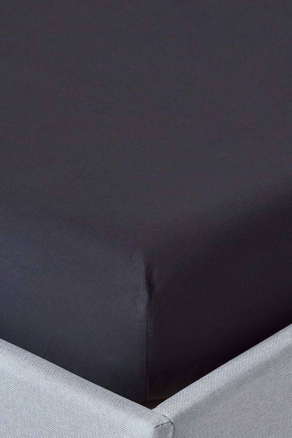 Homescapes Egyptian Cotton Deep Fitted Sheet 18 inch 200 Thread Count in Black