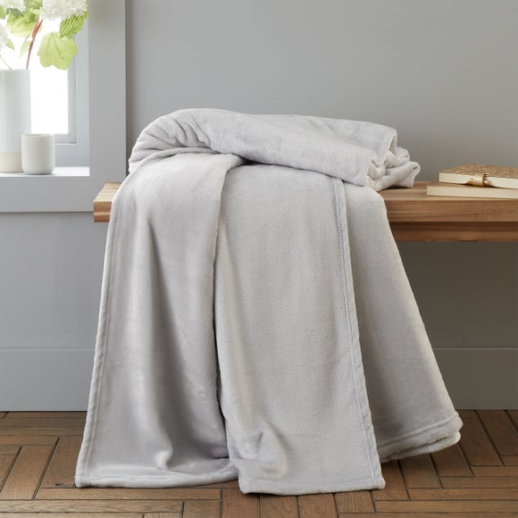 Catherine Lansfield Raschel Velvet Touch Throw Blanket 200cm x 240cm