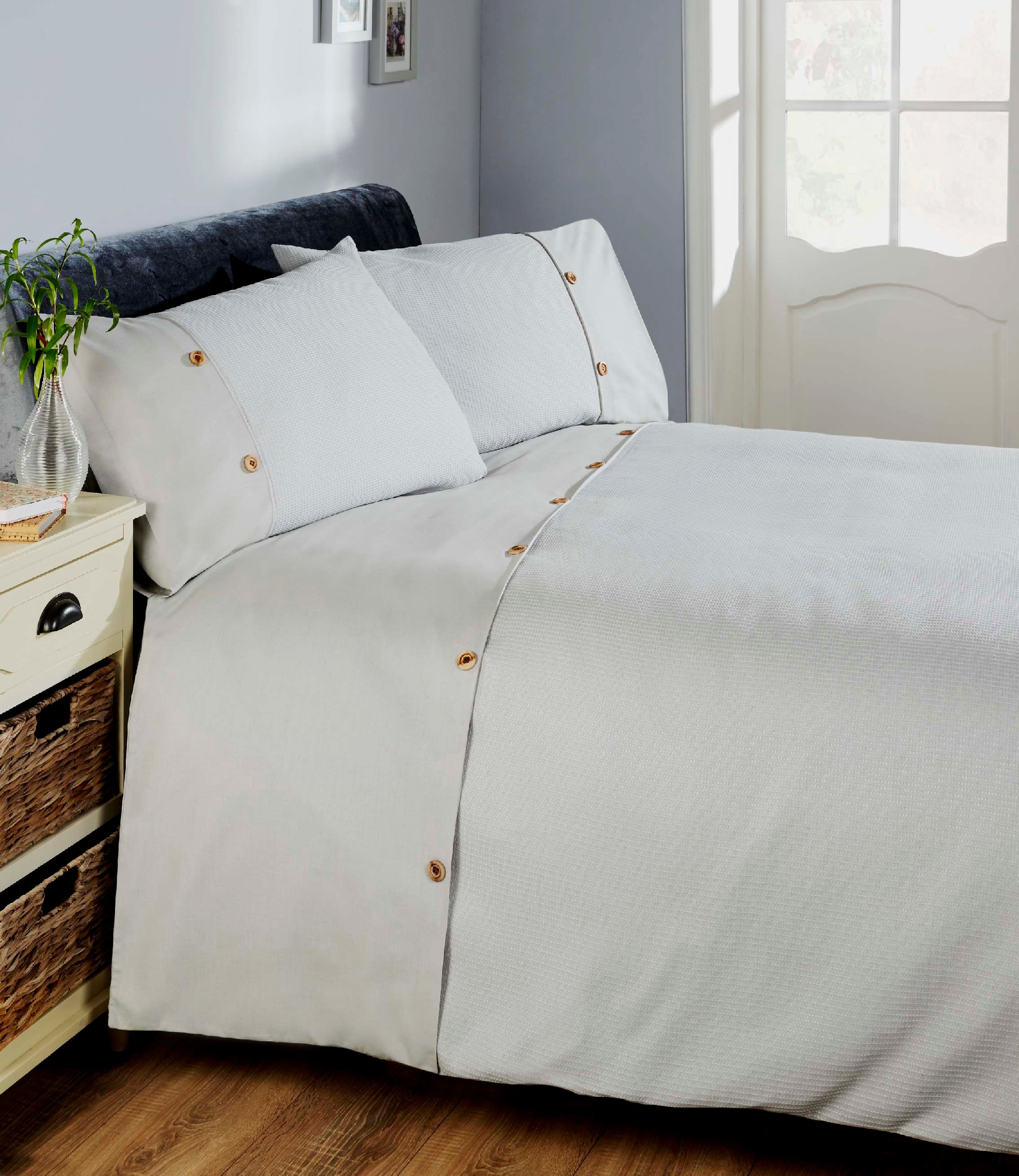Rapport Home Waffle Duvet Cover Set With Pillowcase in Silver