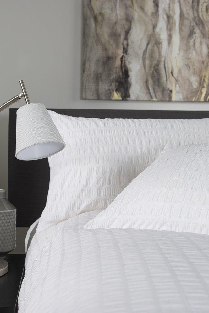 Stamford Seersucker King Duvet Set