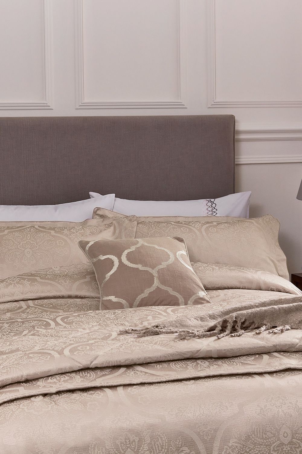 1951 'Reza' Cotton Duvet Cover Set in Pink 2