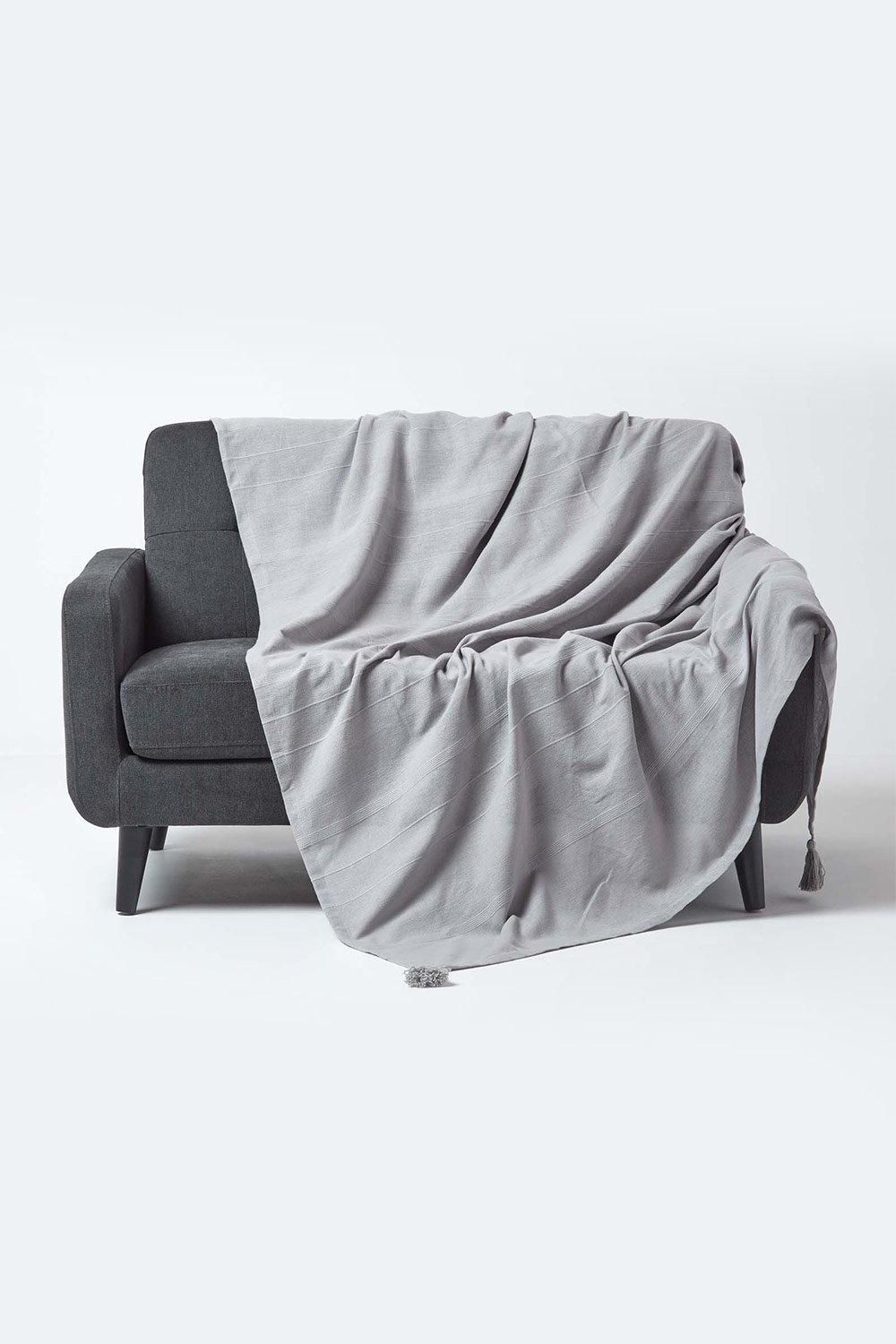 Homescapes Cotton Rajput Ribbed Throw in Silver