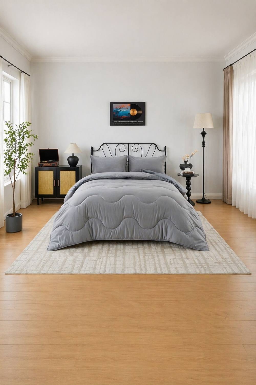 Dyzi 10.5 Tog Supersoft Microfibre Duvet - Coverless or Covered Set in Grey
