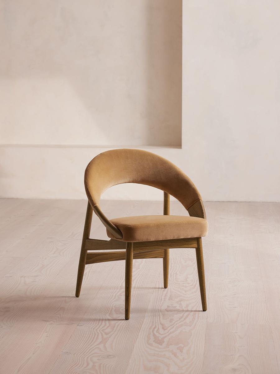Lachlan Dining Chair, Velvet, Camel