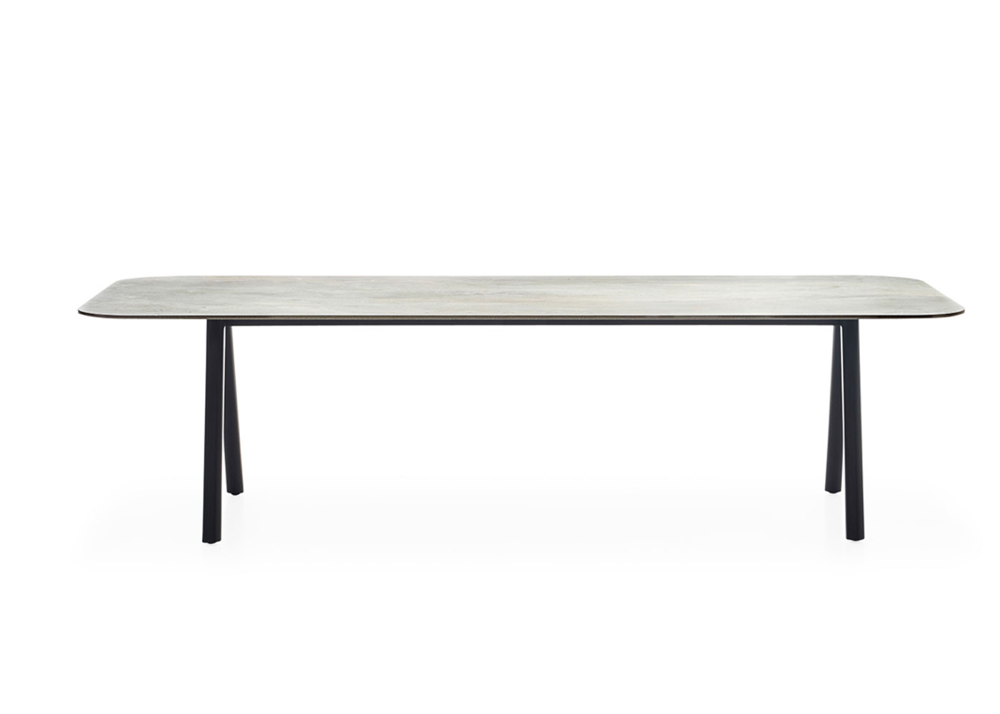 Vincent Sheppard Kodo Outdoor Dining Table