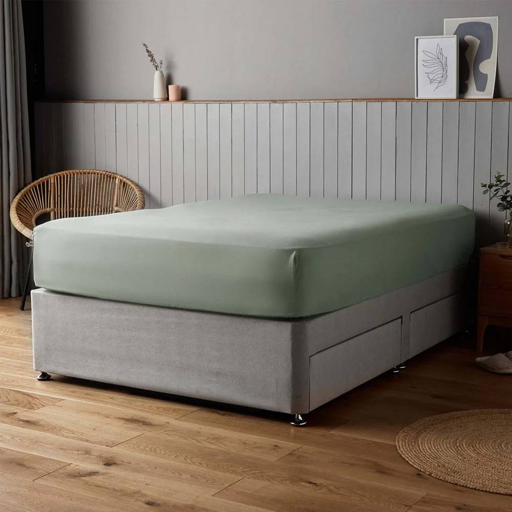 Voltico Silentnight Supersoft Fitted Sheet - Double & King in Pale Green